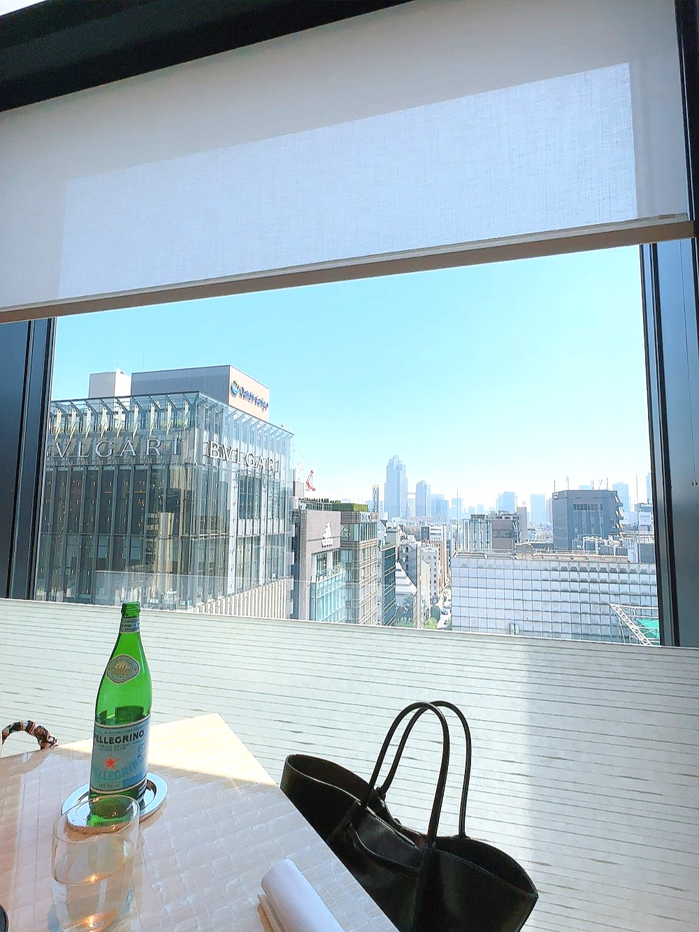 「ベージュアラン・デュカス東京」窓からの景色
