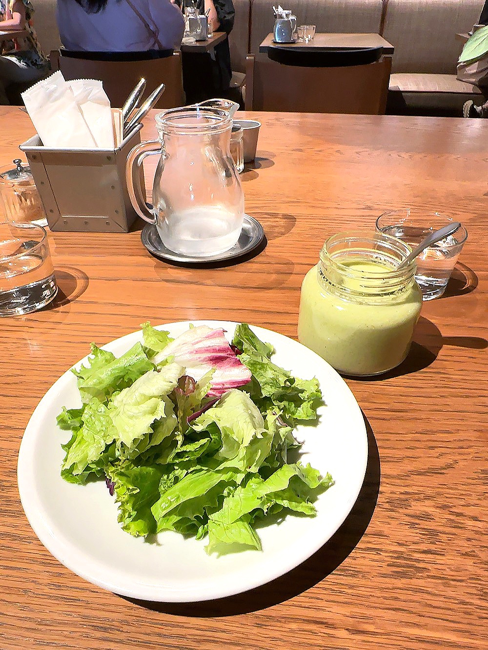 恵比寿カフェ『ATELIER LALA』ランチセットのサラダ