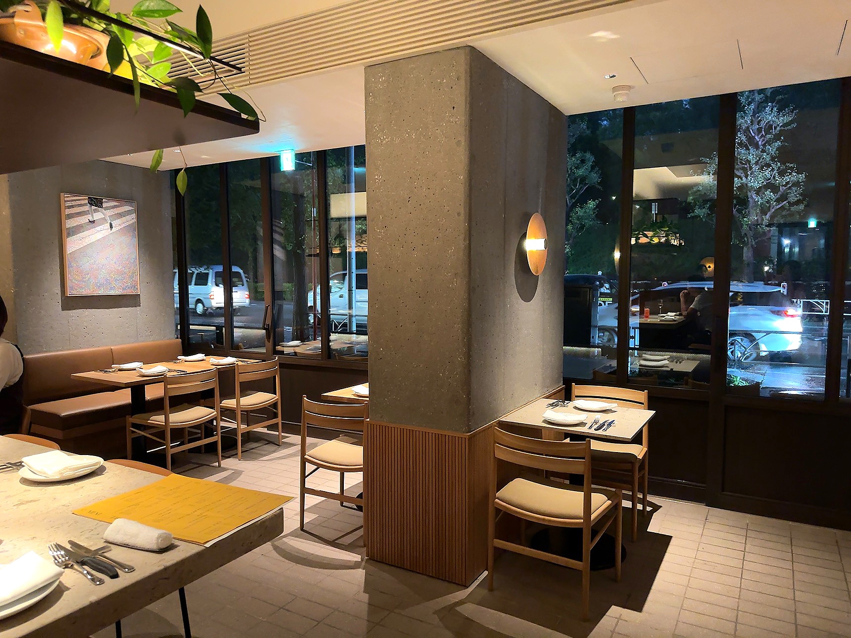 渋谷レストラン『ロンベリコ』店内の雰囲気