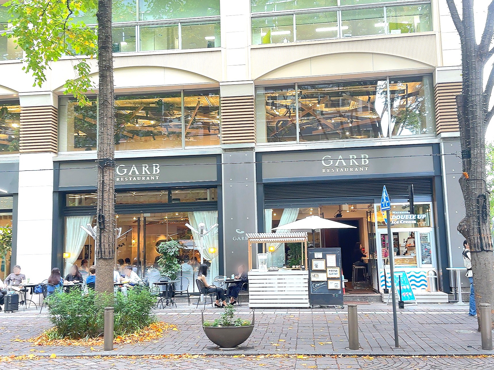 丸の内カフェ『GARB TOKYO』の魅力