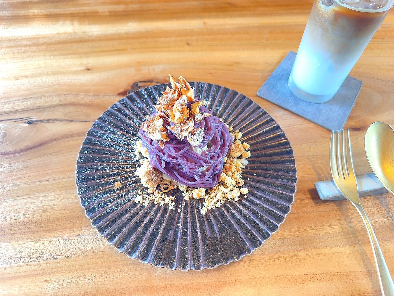 デザート 紫芋のモンブラン
